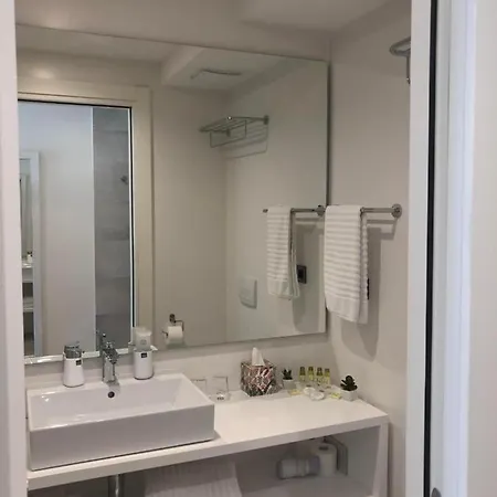 Гостьовий будинок Comfortable Bel Etage Luxury - 3 3*